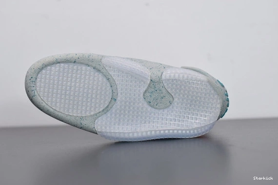 MAG NIKE 0720
